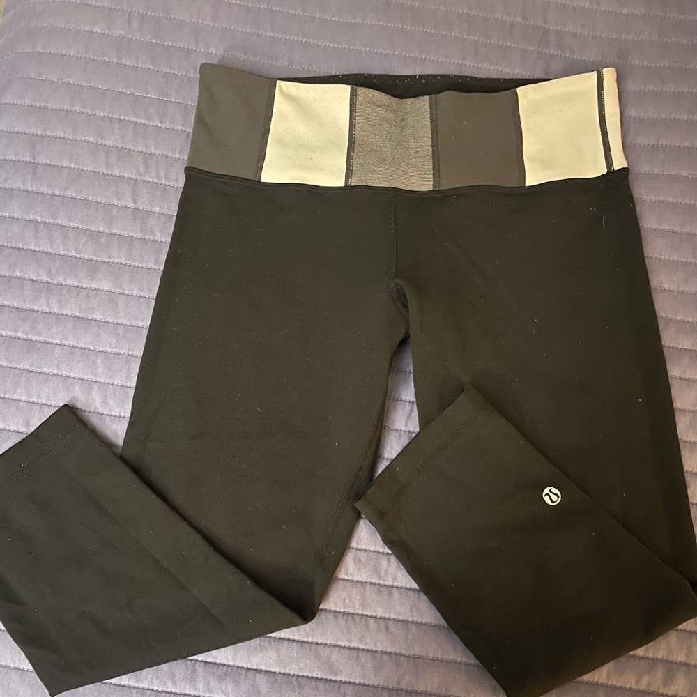 Lululemon women capri yoga pants size 8